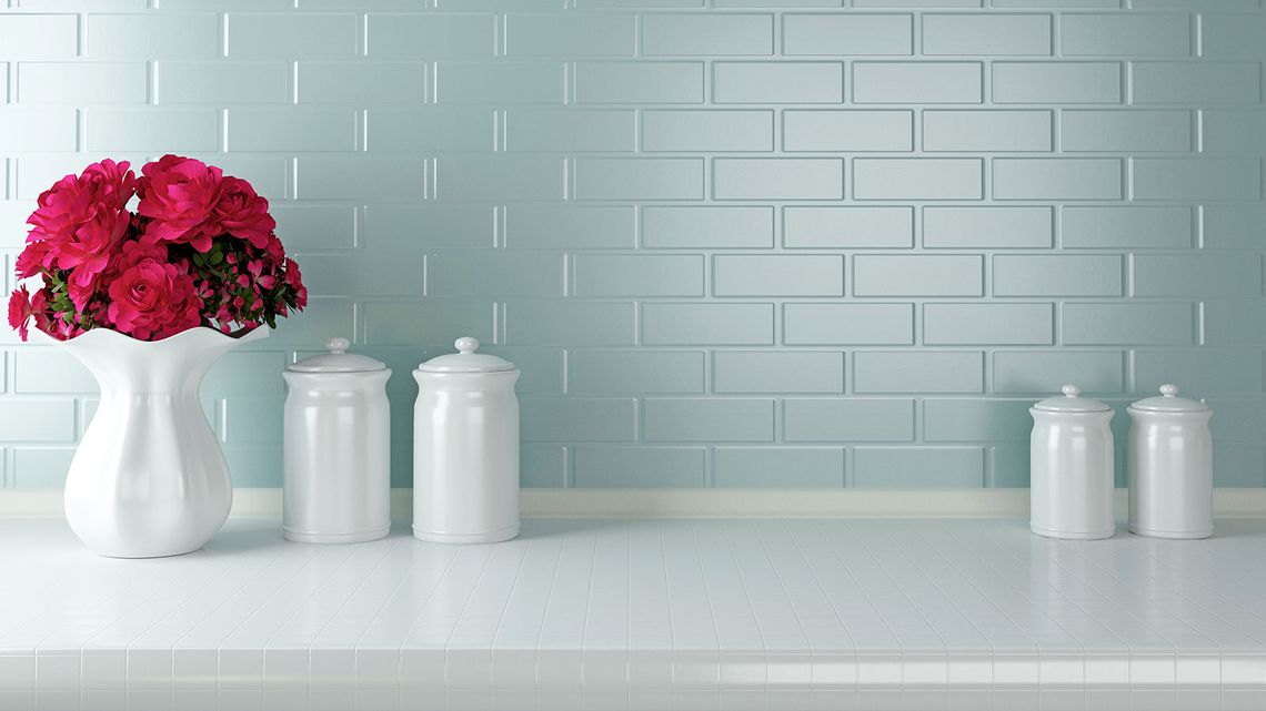 Clean kitchen countertop